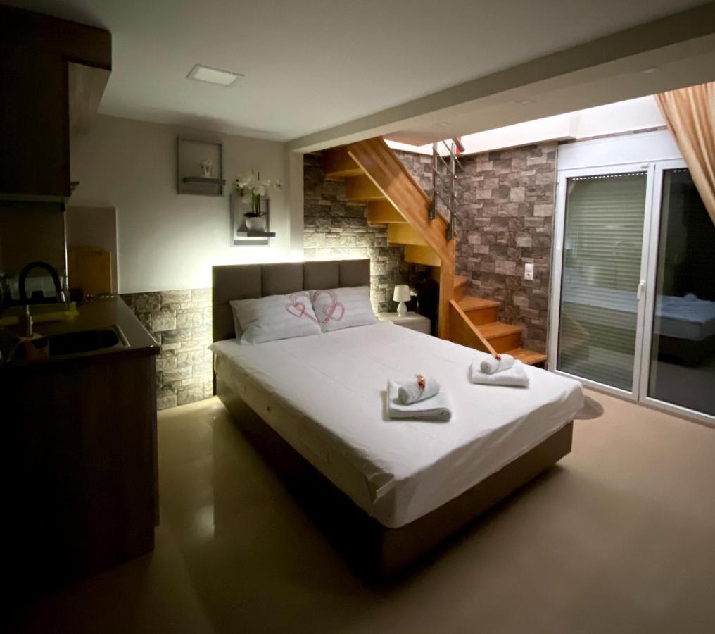 Apartment Radosevic Олимпиаки-Акти Экстерьер фото